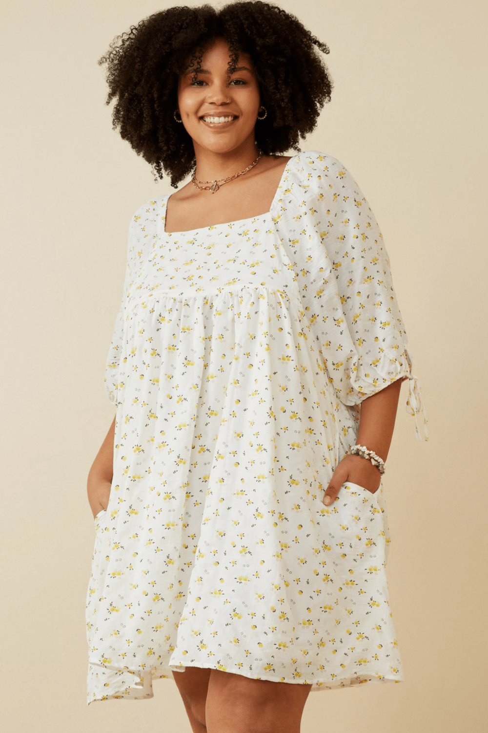 Davina Ditsy Floral Square Neck Short Sleeve Dress in Yellow