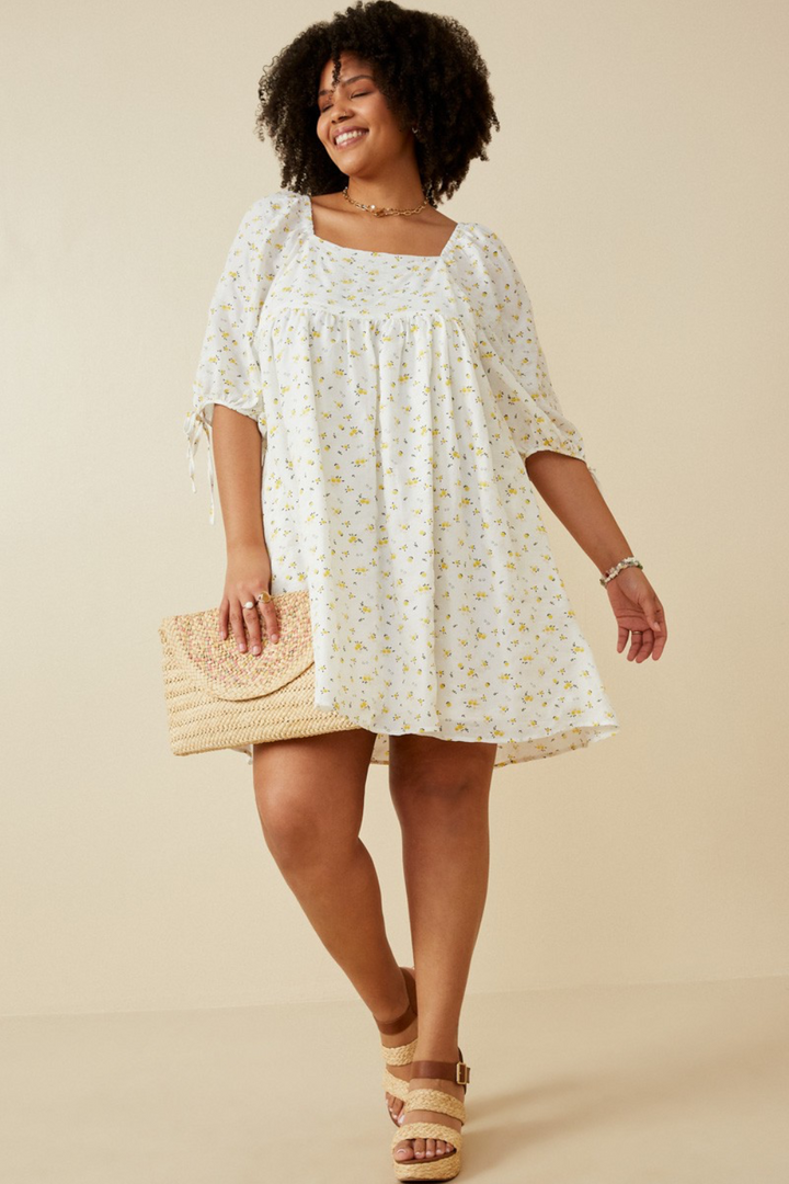 Davina Ditsy Floral Square Neck Short Sleeve Dress in Yellow