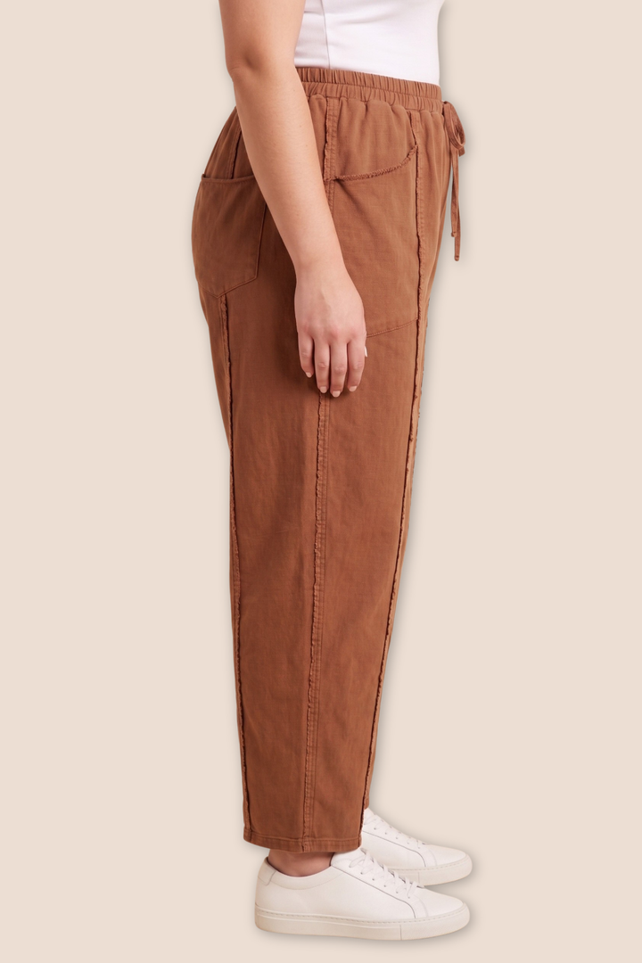 Eden Raw Edge Detailed Relaxed Fit Pants