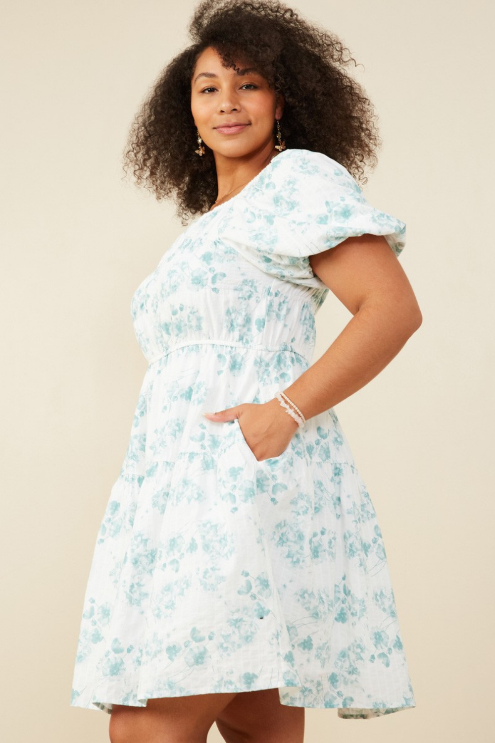 Lexi Short Sleeve Textured Floral Dress in White