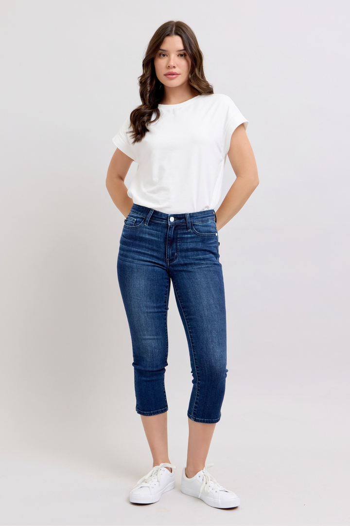 Celeste Super Dark Wash Judy Blue Capris with Side Slit