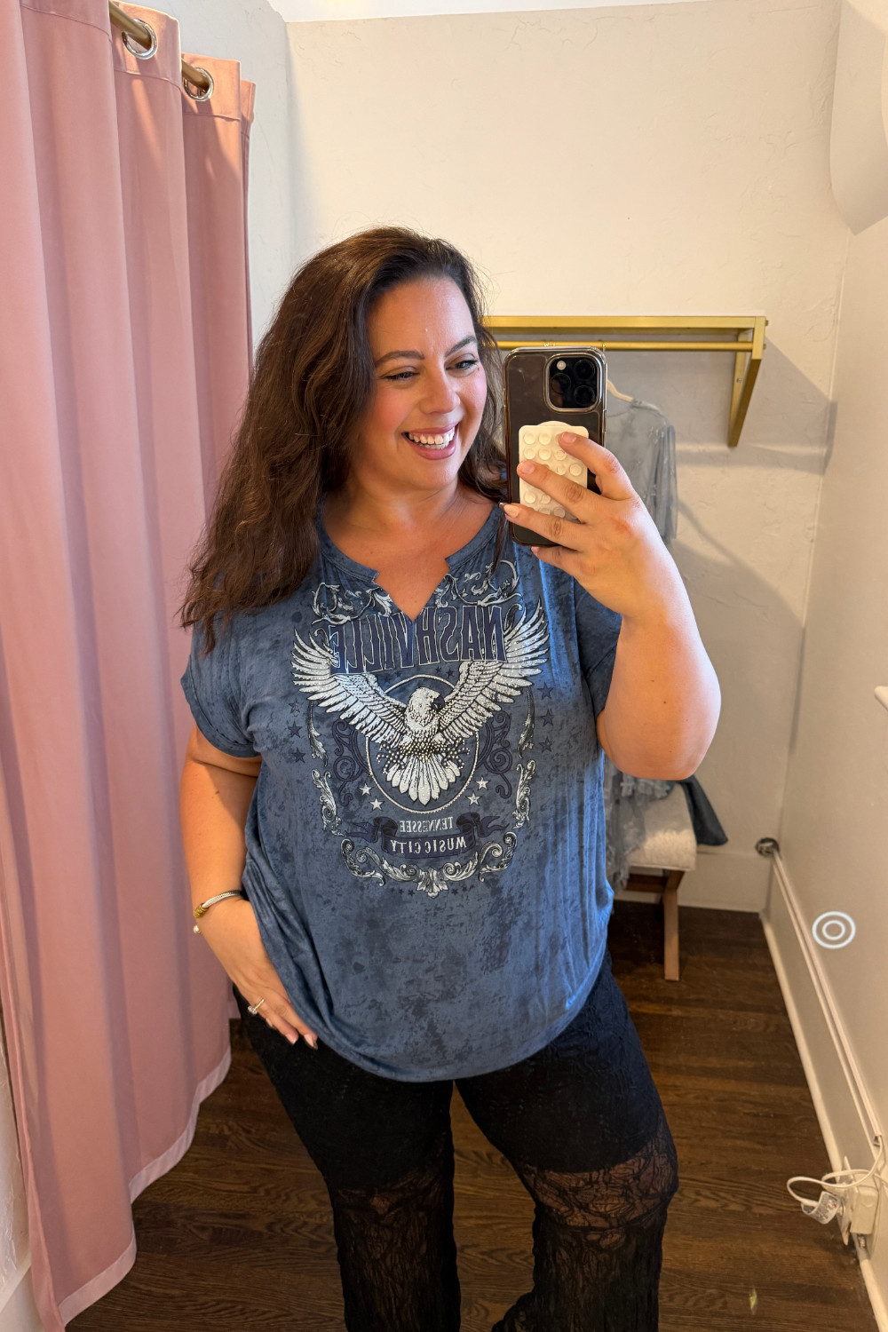 Dolly Nashville Graphic Tee