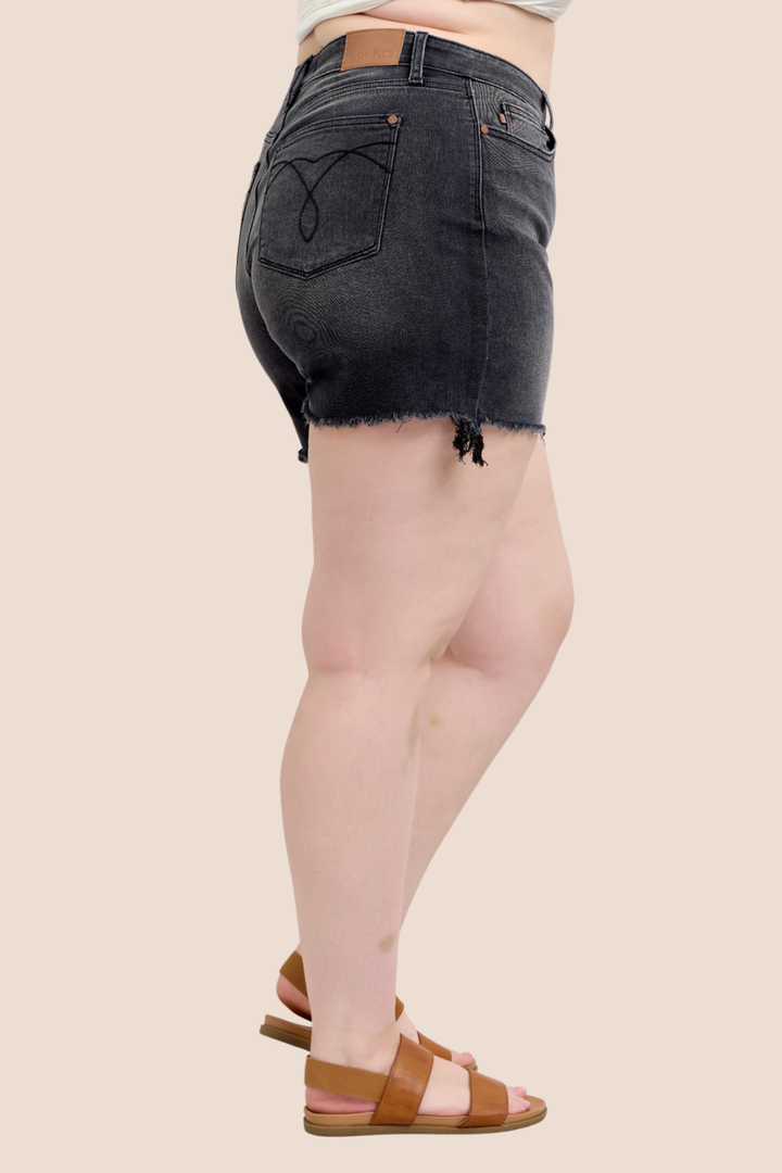 Avril Long Cut Off Two Button Dad Judy Blue Shorts (Online Exclusive)