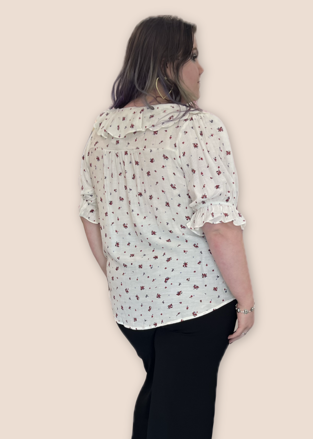 Charlene Floral Ruffled V-Neck Short Sleeve Top