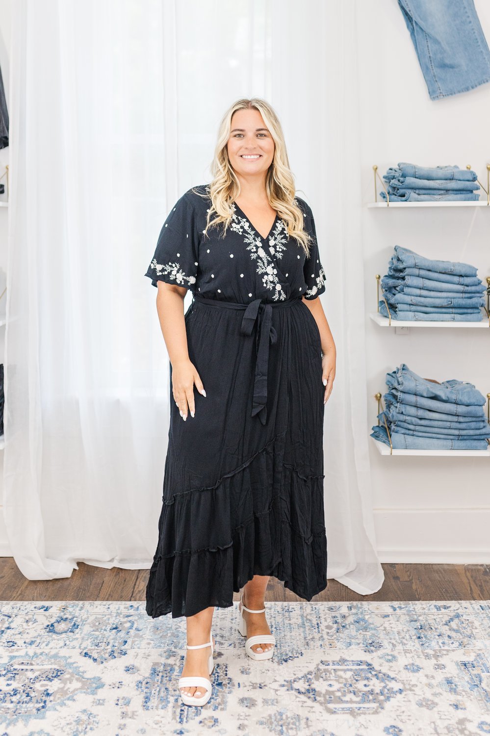Ari midi dress sale