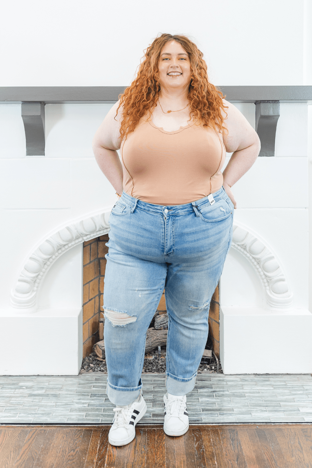 Alexandra Mid Rise Distressed Boyfriend Judy Blue Jeans With Star Detail in Light Wash - FINAL SALE