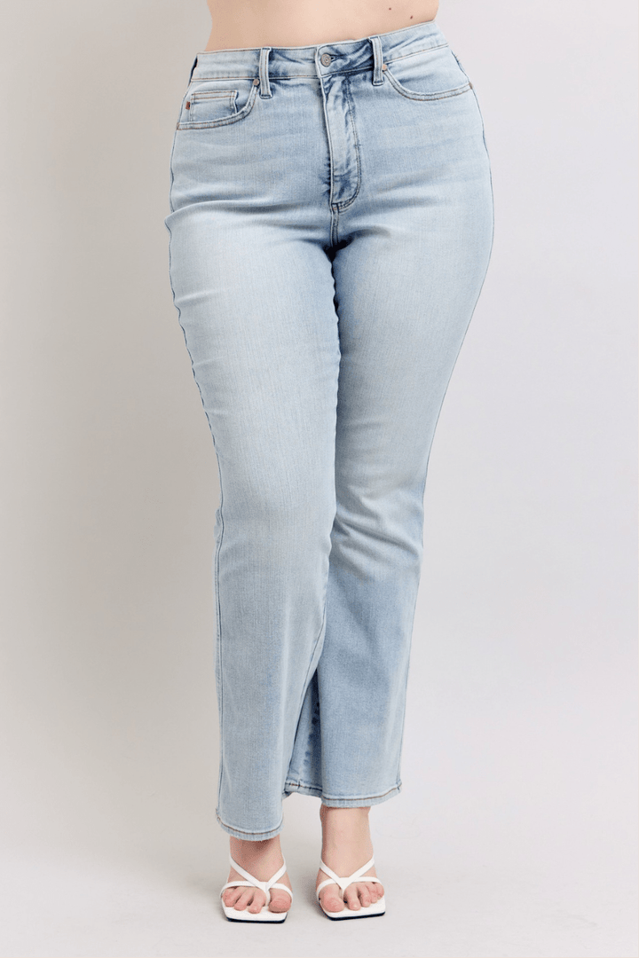 Kelly High Waisted Tummy Control Bootcut Judy Blue Jeans in Light Wash