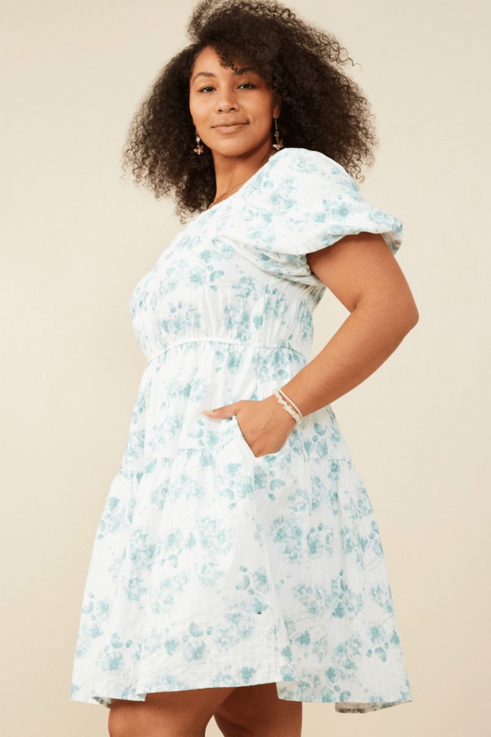 Lexi Short Sleeve Textured Floral Dress in White