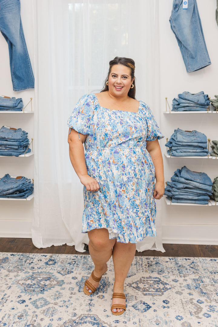 Riley Floral Cinch Waist Smocked Back Dress in Blue